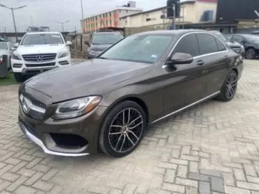 Mercedes-Benz C 300