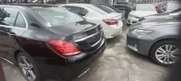 Mercedes-Benz C 300