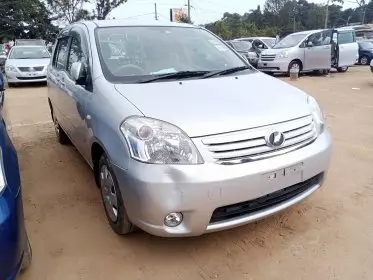 Toyota Raum