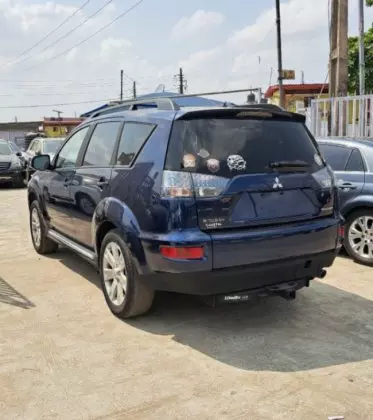 Mitsubishi Outlander Sport