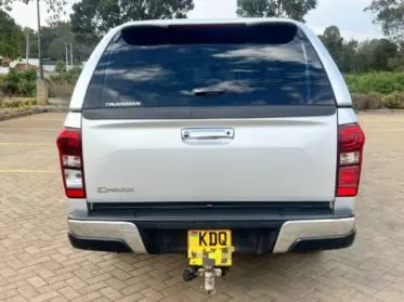 Isuzu D-Max