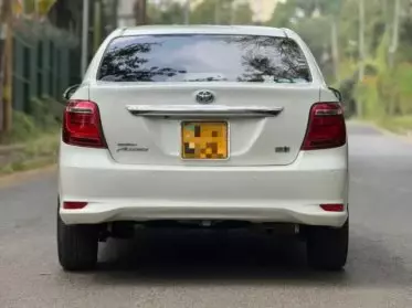 Toyota Axio hybrid 