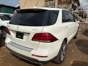 Mercedes-Benz GLE 350