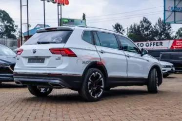 VOLKSWAGEN Tiguan allspace