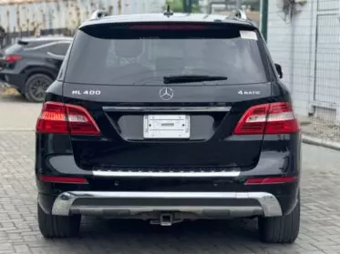 Mercedes-Benz ML 400
