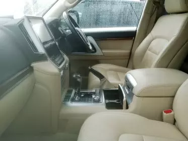Toyota Landcruiser  V8