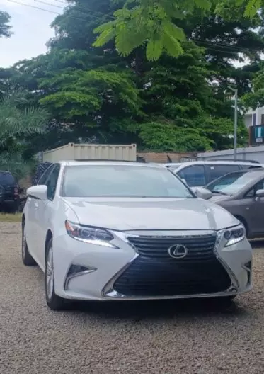 Lexus ES 350