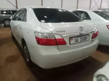 Toyota Premio