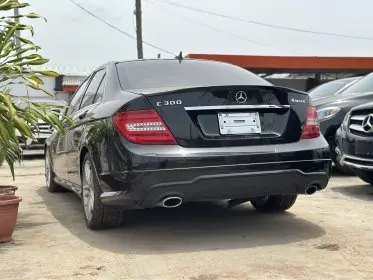 Mercedes-Benz C 300