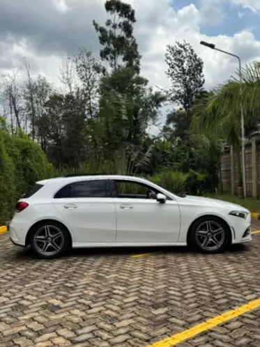 Mercedes-Benz A 180