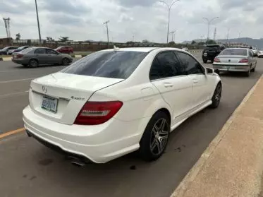 Mercedes-Benz C 350