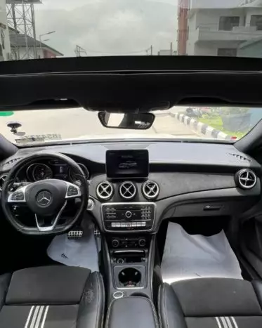 Mercedes-Benz GLA 250