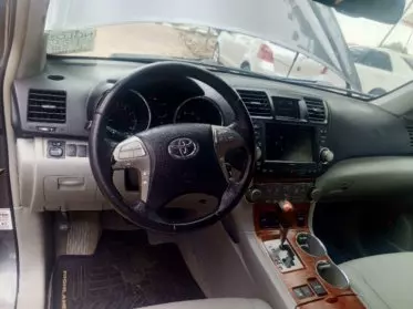 Toyota Grand Highlander