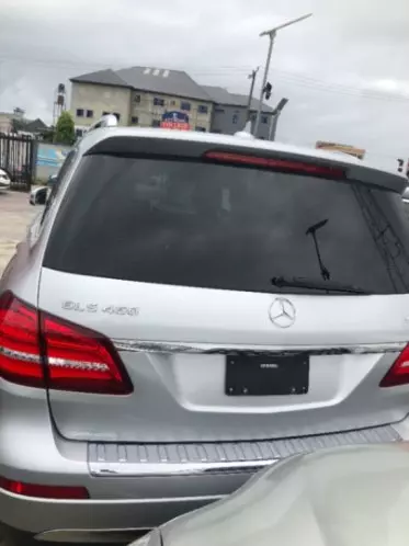 Mercedes-Benz GLS 450