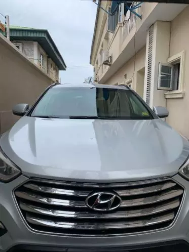 Hyundai Santa FE