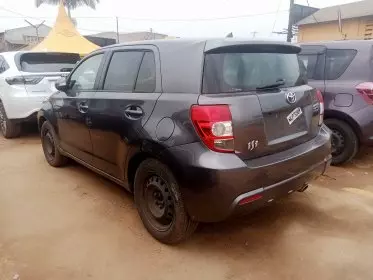 Toyota Ist