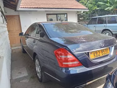 Mercedes-Benz S 300