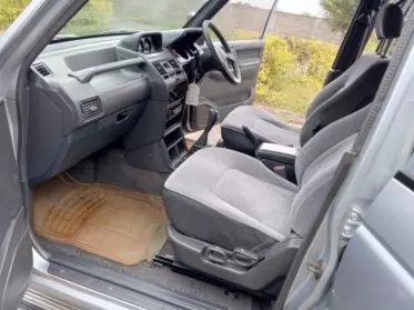 Mitsubishi Pajero GLS