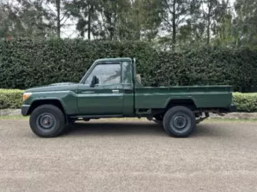 Toyota Land Cruiser 79 Single Cabin