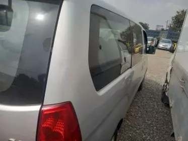 Hyundai H-1 Starex