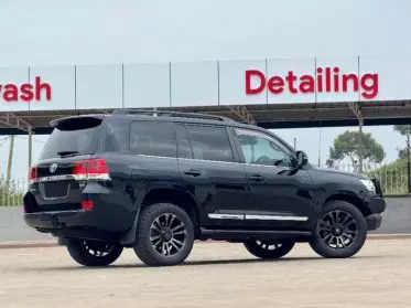 Toyota Landcruiser Sahara