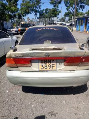Nissan Sunny