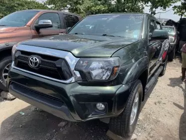 Toyota Tacoma
