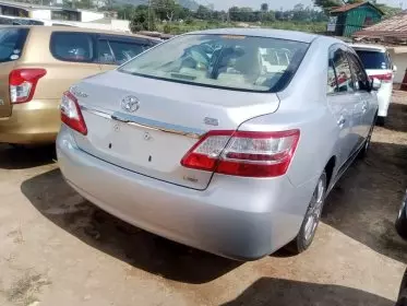 Toyota Premio
