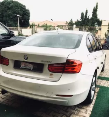 BMW 320i