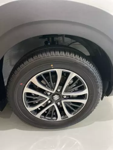 SUZUKI XL-6