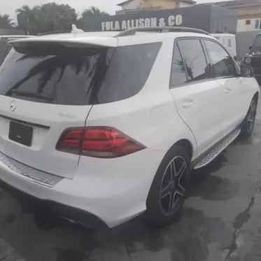 Mercedes-Benz GLE 400