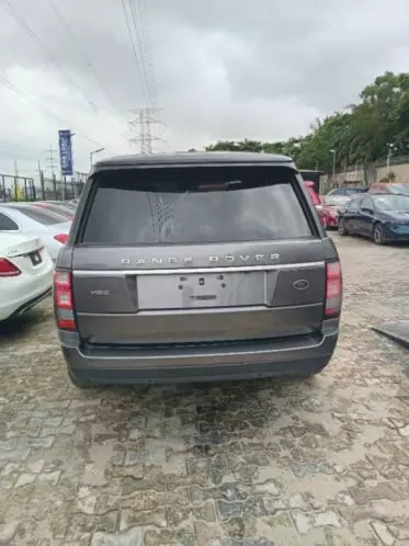RANGE ROVER HSE LR4