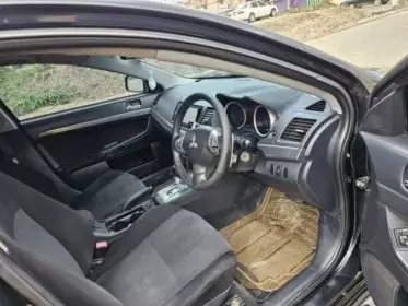 Mitsubishi Galant