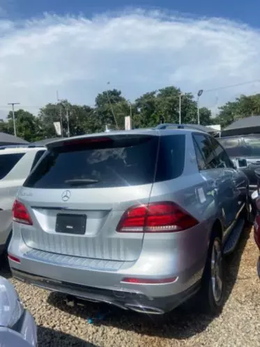 Mercedes-Benz GLE 350