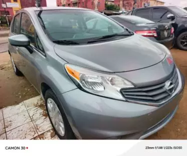 Nissan Versa