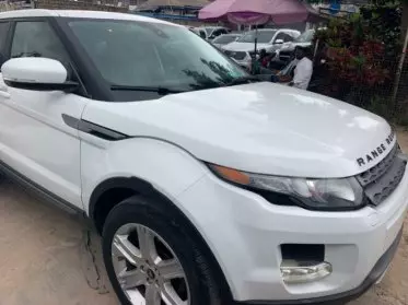 RANGE ROVER Vogue