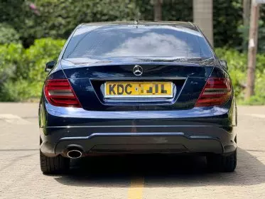 Mercedes-Benz C 200