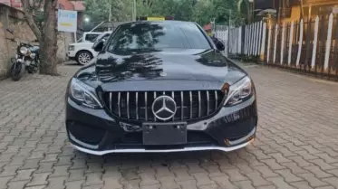Mercedes-Benz C220