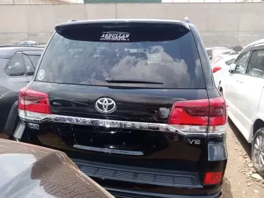 Toyota Landcruiser  V8