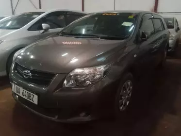 Toyota Fielder 