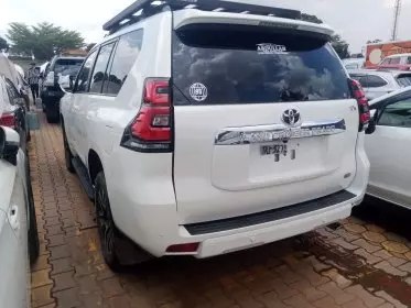 Toyota Landcruiser Prado