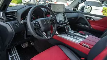 Lexus LX 600