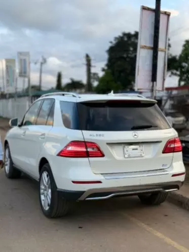 Mercedes-Benz ML 350