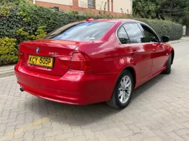 BMW 320i
