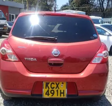 Nissan Tiida