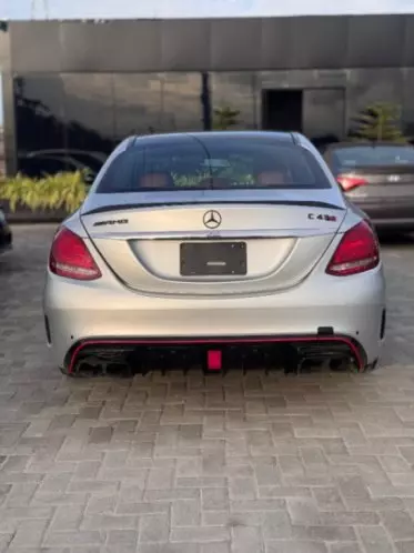 Mercedes-Benz C 450 AMG
