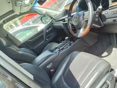 Lexus LX 570