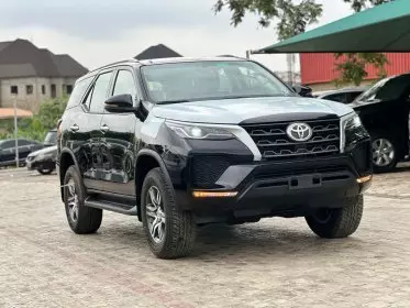 Toyota Fortuner