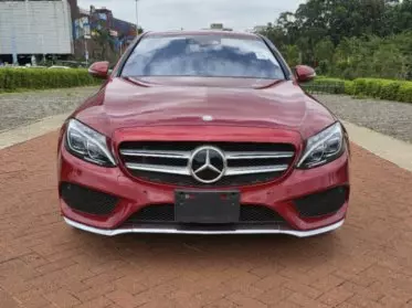 Mercedes-Benz C 180