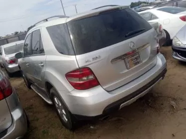 Mercedes-Benz ML 350